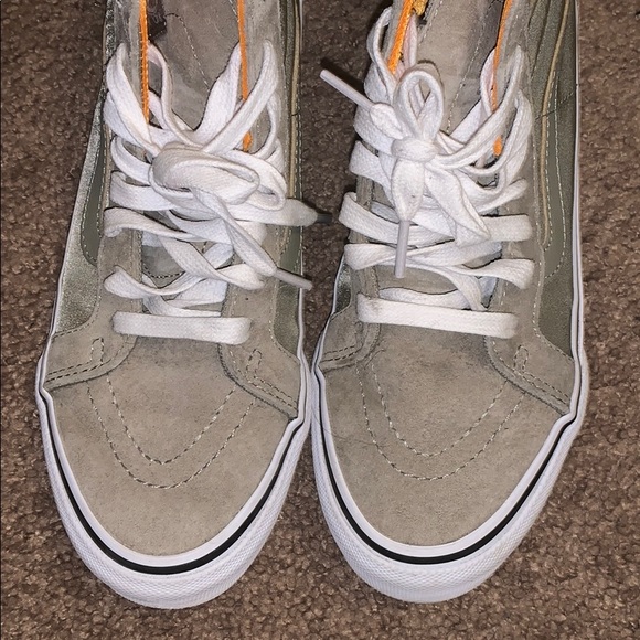 Vans Hi Tops - Picture 2 of 4